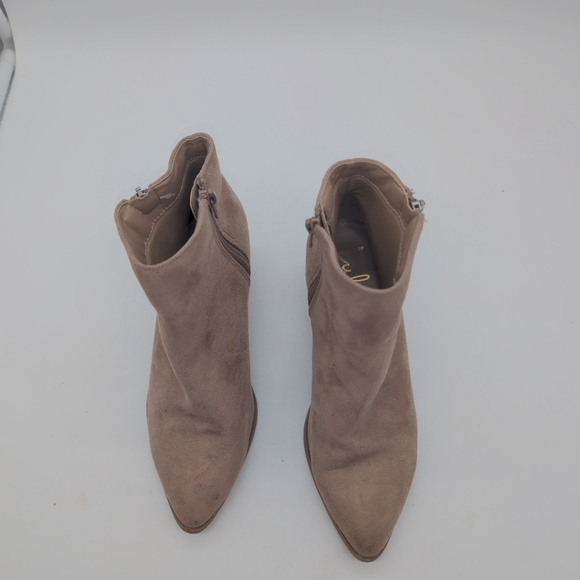 Lulu's Elegant Sz 6 Tan Fabric Suede Boots Booties - Picture 3 of 10